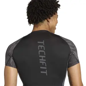 T-shirt adidas Techfit Aop image-5