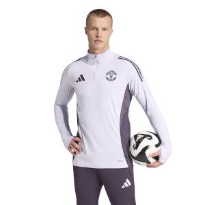 Manchester United training top 2025/26 image-1