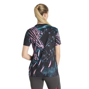 Liverpool FC Women's Pre-Match Kit 2025/26 image-4