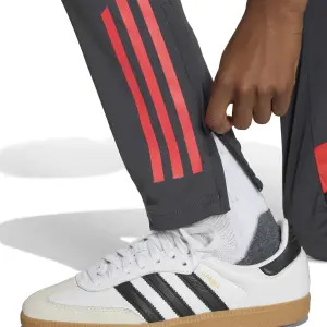 Liverpool FC Trainingshose für Kinder 2025/26 image-5