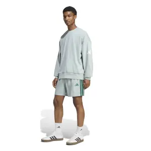 Pantalón corto adidas Essentials Chelsea 3 Stripes image-2