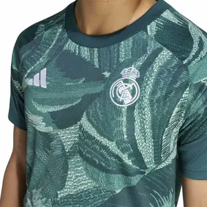 Real Madrid Women's Pre-Match Shirt 2026/27 image-3