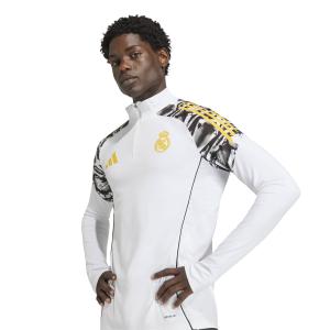 Dres Real Madrid Avengers 2025/26 image-5