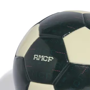 Mini bola de futebol Real Madrid UCL 2026/27 image-2