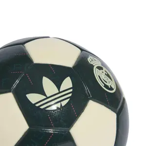 Mini bola de futebol Real Madrid UCL 2026/27 image-3