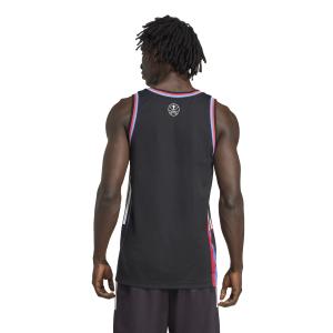 product/a/d/adidas_kd4686_black_3.jpg