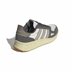 Baskets adidas Run 84 image-6