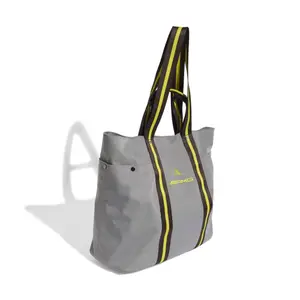 Sac à main adidas Mercedes AMG image-1
