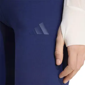 Pantalón de campana adidas Soft Lux image-4