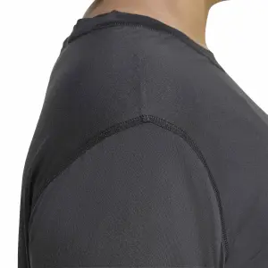 Γυναικείο T-shirt adidas Essentials Minimal image-5