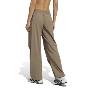 Γυναικείες φόρμες προπόνησης adidas Essentials image-4