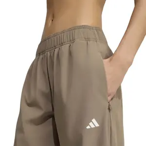 Γυναικείες φόρμες προπόνησης adidas Essentials image-5