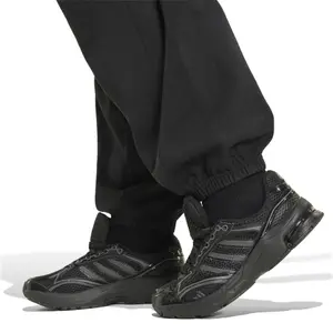 Pantalon de jogging loose femme adidas Small Logo Cuffed image-4