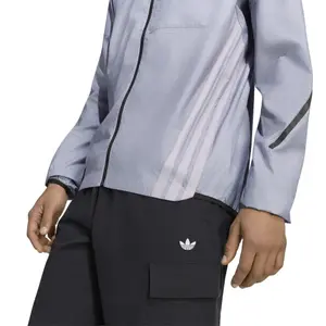 Mercedes AMG Windbreaker Petronas Formula One Team image-5