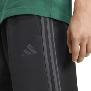 Pantalon de jogging tapered adidas Essentials 3-Stripes Fleece Cuffed image-4