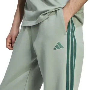 Pantalon de jogging tapered adidas Essentials 3-Stripes Fleece Cuffed image-4