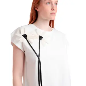 Γυναικείο T-shirt Admas Flor Aplicada image-3