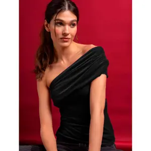 Top Ασυμμετρίας Γυναίκας Admas Velour And Lace image-4