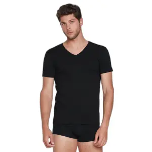 Soft and warm T-shirt for Admas image-0