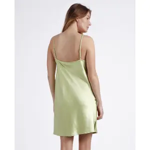 Satin strappy nightie for women Admas Classic Luxe image-3