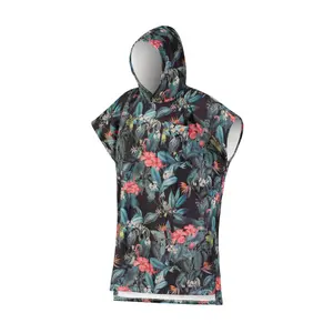 Poncho After Essentials Vaimalama image-0