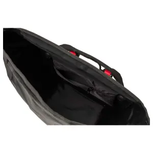 Tasche Agu Shelter image-1