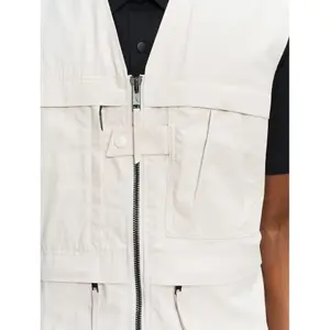 Sleeveless Multi-Pocket Jacket Aigle image-6