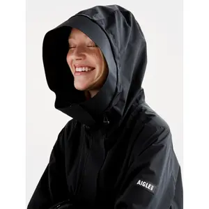 Women's long hooded raincoat Aigle MTD® image-4