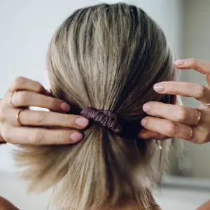Sada masky na obličej a čelenka S ze šifonu pro ženy Ailoria Allure & Doux image-0