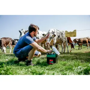 Generator für batteriebetriebenen Elektrozaun Ako PowerShock B 290 image-2