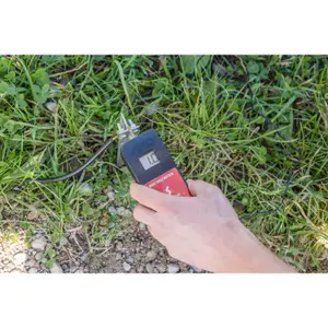 Voltmeter duo digitaal voltage 9v/12v Ako image-3