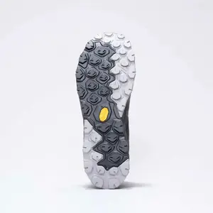 Wanderschuhe Aku Flyrock GTX Mid image-4