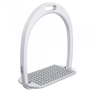 Estribos de alumínio clássico com base plana e pontas em inox. Alfa Jump image-0