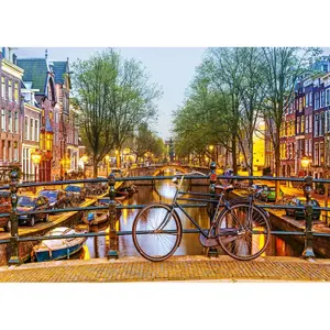 1000-piece puzzle Alipson Puzzle Rue D Amsterdam image-1