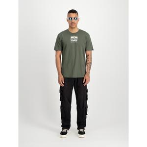 148513-142-satin-logo-t-shirt-alpha-industries-dark-olive