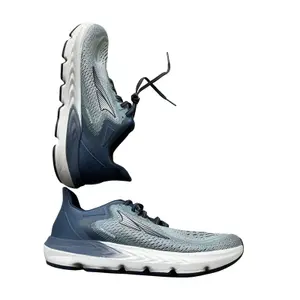 Baskets Altra Provision 6 image-0