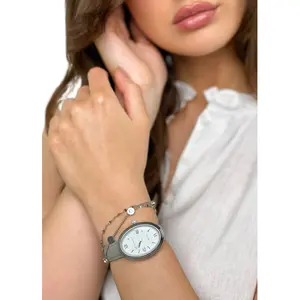 Women's padded and stitched smooth watch Amelia Parker Soraya image-1