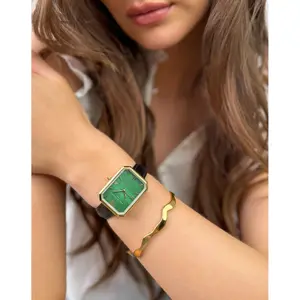 Damenarmbanduhr mit gepolstertem und genähtem Gehäuse Amelia Parker Terrene image-1