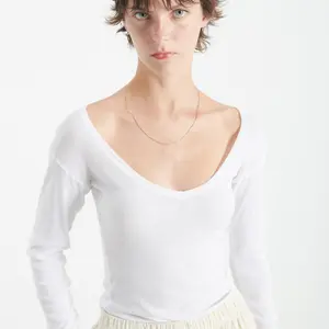 Women's long sleeve V-neck T-shirt American Vintage Massachusetts image-2