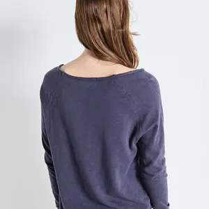 Women's long sleeve V-neck T-shirt American Vintage Sonoma image-3
