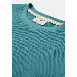 T-shirt με ανάγλυφο σχέδιο Anerkjendt Kikki image-2