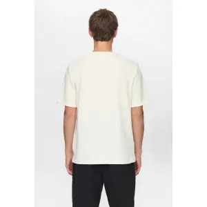 T-shirt με ανάγλυφο σχέδιο Anerkjendt Kikki image-3