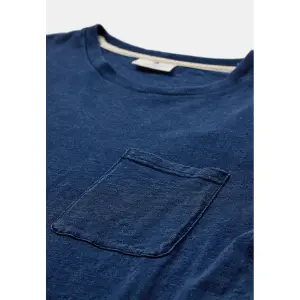 Τ-shirt με τσέπη Anerkjendt Villads image-1