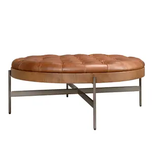 Table basse ronde en cuir et acier Angel Cerdà image-1