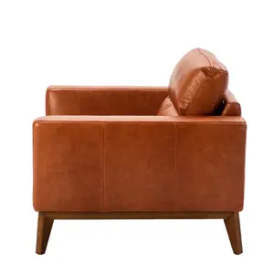 Leather armchair with wooden legs Angel Cerdà image-3