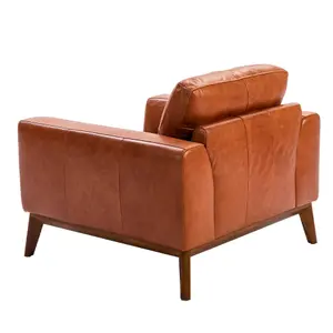 Leather armchair with wooden legs Angel Cerdà image-4