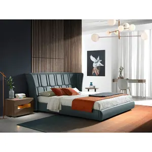 Leather and steel crust bed Angel Cerdà image-3