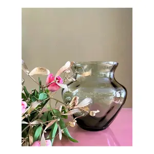 Vaso Anna von Lipa Dahlia image-4