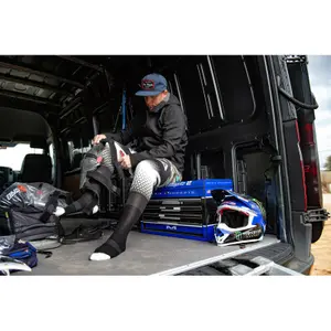 Chaussettes moto longues Answer image-1