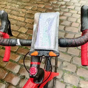 Plus Plus phone case Aquapac image-2